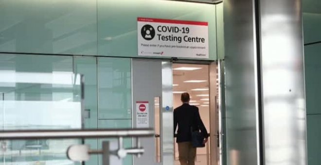El aeropuerto de Heathrow ofrece test rápidos de COVID antes de tomar un avión