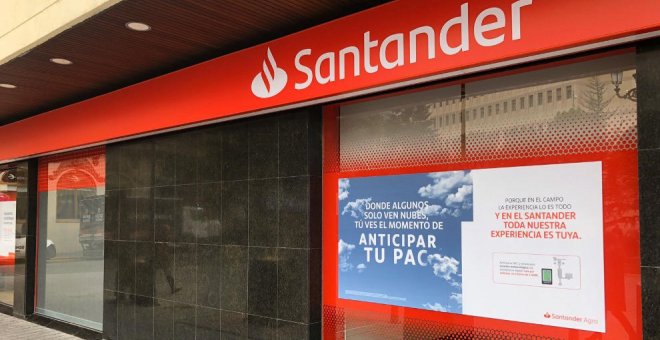 El Banco Santander vuelve a cerrar 134 oficinas por la menor actividad generada por la COVID-19