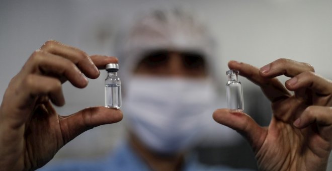 Reino Unido aprueba la vacuna de Pfizer y BioNtech y será el primer país del mundo que inicie la vacunación