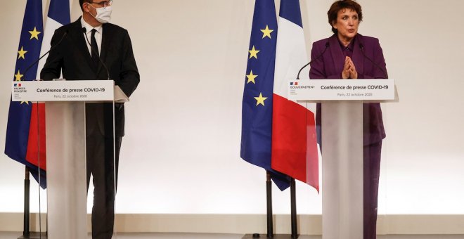Francia extiende el toque de queda a casi todo su territorio