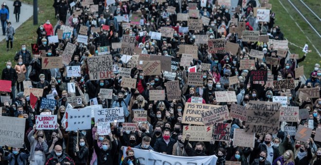 Cinco días de protestas en Polonia por las nuevas restricciones de la ley del aborto