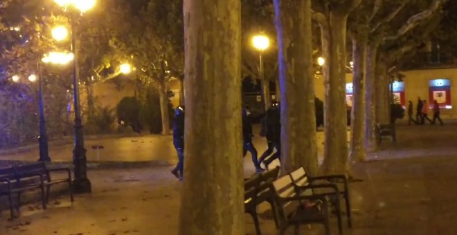 La Policía Nacional desaloja el Espolón de Logroño para evitar incidentes