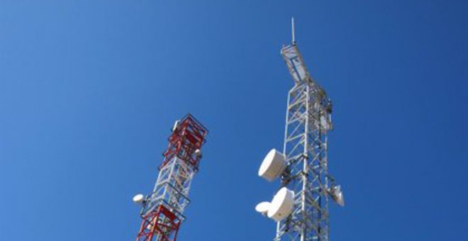 El PSOE rechaza la antena de telefonía móvil que permanecerá instalada durante al menos 15 años