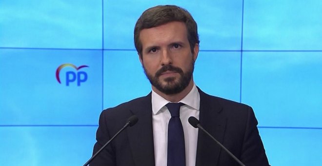 Casado critica los "chistes" de Simón sobre las enfermeras