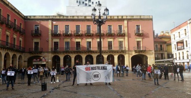 Hosteleros piden que se supriman o aplacen sus pagos obligatorios durante el cierre