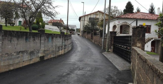 Astillero concluye las obras de mejora del saneamiento en la calle Fernández Escárzaga de Guarnizo
