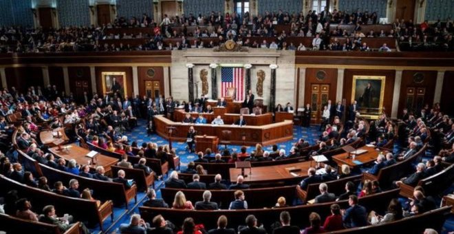 Los republicanos aprovechan el efecto Trump y resisten en el Congreso