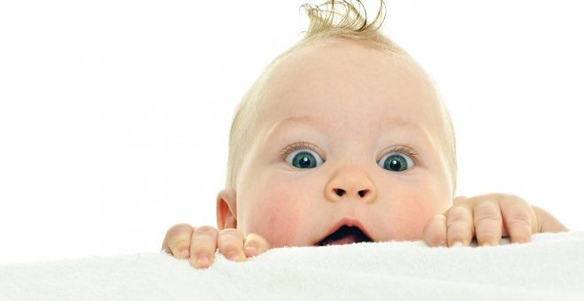 Otras miradas - De la sonrisa a los gestos: así comienza un bebé a hablar