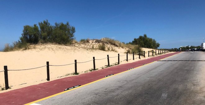 El Ayuntamiento apuesta por la conservación medioambiental y restaurará los sistemas dunares de la playa de Ris