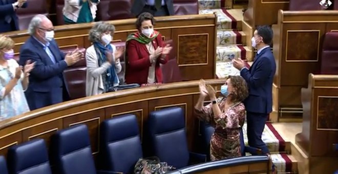 Los Presupuestos de PSOE y Podemos superan su primer examen
