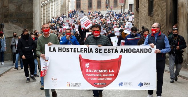 Los hosteleros llevan su desesperado SOS a las calles de Toledo