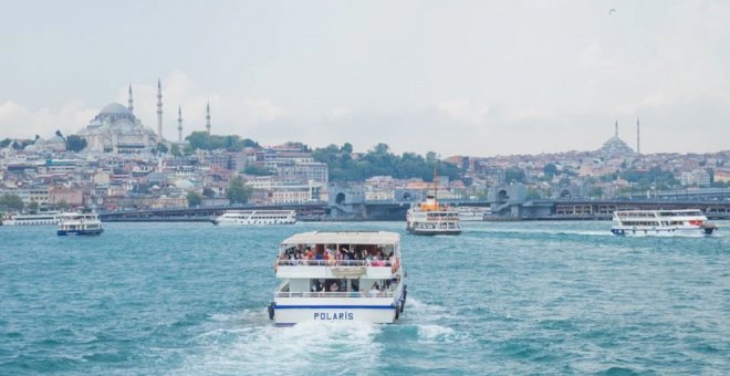 Viajar en ferry es una alternativa relajante y económica