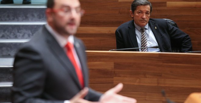 Javier Fernández pidió ayuda al ABC para oponerse a la oficialidad del asturiano