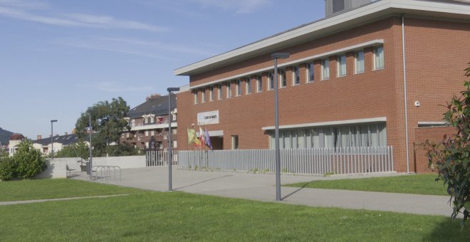 Cantabria cierra un centro escolar por el aumento de casos Covid