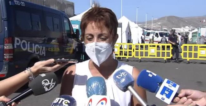 La crisis humanitaria en Canarias se une a una crisis política interna
