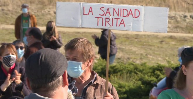 Marcha en favor de la sanidad pública hasta el Hospital Infanta Leonor