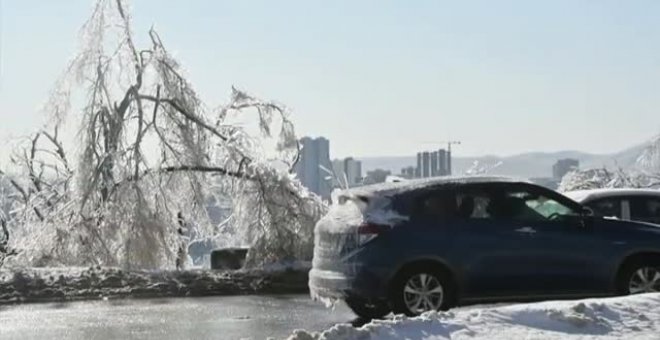 Lluvia helada o engelante, el increíble y peligroso fenómeno que ha congelado una ciudad entera en Rusia