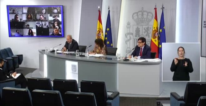 Sánchez rectifica e incluye a Iglesias en la comisión de los fondos europeos