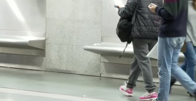 Cataluña adaptará sus estaciones de metro y el autobús para evitar el acoso sexual