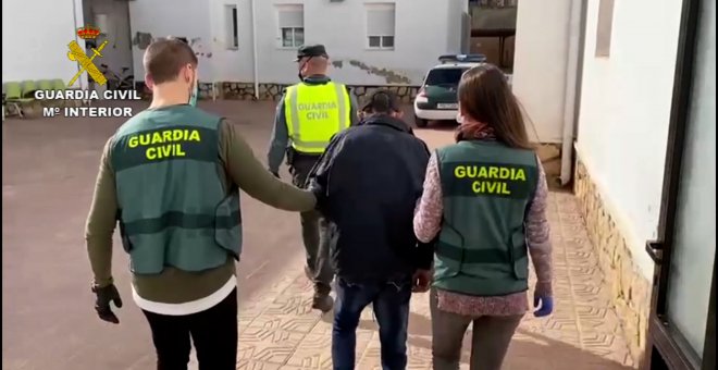 La Guardia Civil detiene a un experimentado delincuente por robar con violencia