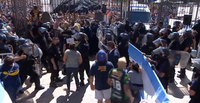 El caos en la Casa Rosada obliga a suspender el velatorio de Maradona