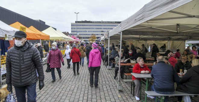 Helsinki prohíbe los eventos públicos y cierra centros culturales y deportivos