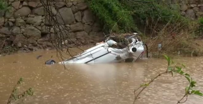 Al menos tres muertos y centenares de evacuados por las inundaciones en Cerdeña