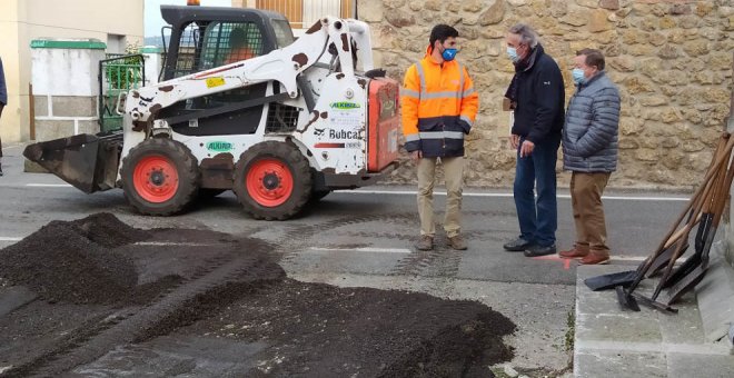 El Ayuntamiento invierte 30.000 euros en un nuevo plan de asfaltado