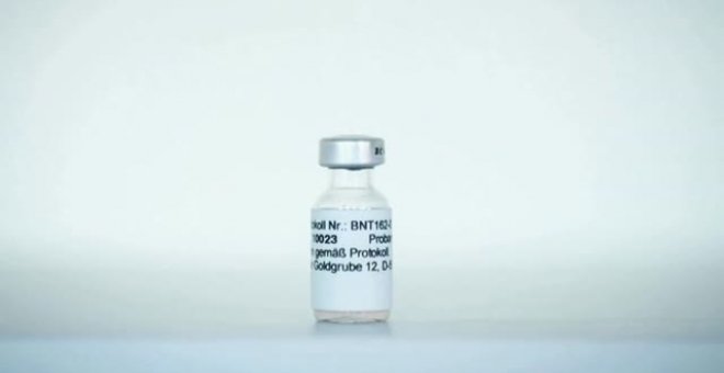 Reino Unido aprueba la comercialización de la vacuna de Pfizer