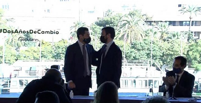 Moreno y Casado en la reunión del Grupo Parlamentario Popular andaluz