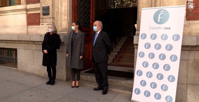 La Reina Letizia, todo al gris con su look más sobrio