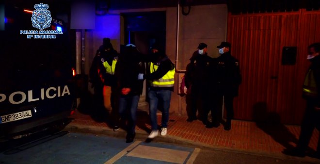 La Policía detiene en Getafe a un imán por su actividad pro Daesh