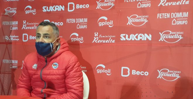 Manu Calleja: "Ya les avisé en la previa, el Bilbao Athletic es el mejor equipo que va a pisar San Lorenzo hasta el momento"