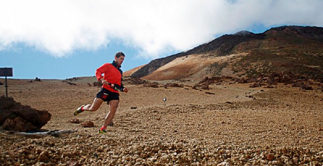 Manu Merillas lleva al límite los récords de la ruta 040 del Teide