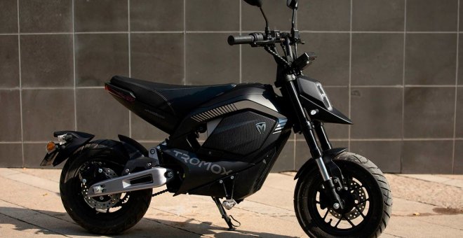 Que no te engañe su tamaño, la Tromox Mino es una motocicleta eléctrica de verdad
