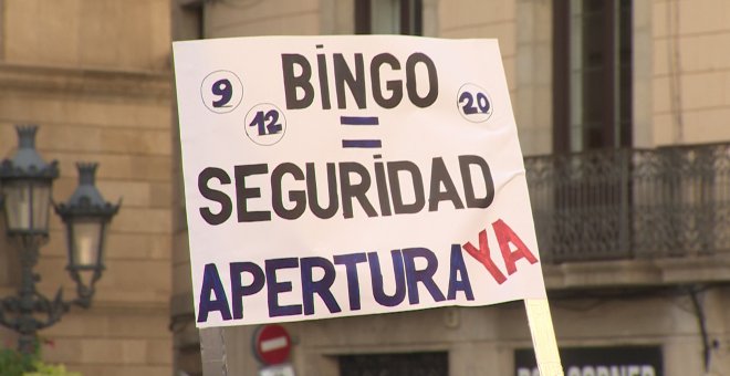 Centenares de trabajadores de salones de juego protestan en Barcelona