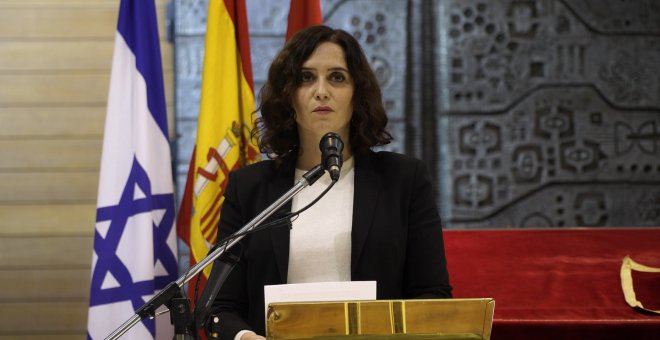 Ayuso cree que no habrá vacunas en Madrid en enero "porque el Gobierno de España va a gestionar la vacuna solo"