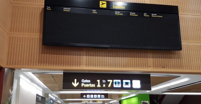 El aeropuerto Seve Ballesteros registró en noviembre 6.656 viajeros, un 92,5% menos