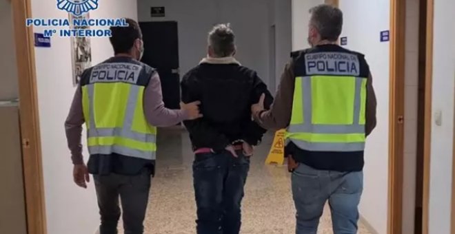 Detenidos dos hombres y una mujer en Almería acusados de la violación de una menor