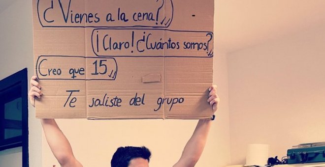 Un joven médico se hace viral con sus peculiares mensajes sobre el coronavirus en Navidad