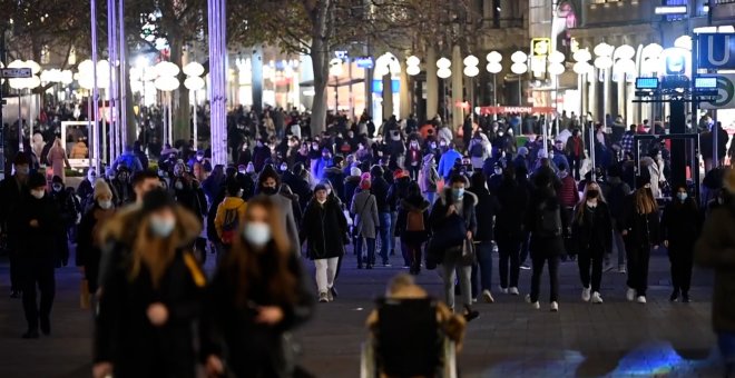 Alemania inicia su confinamiento estricto con récord en fallecidos