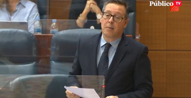 El poema del PP en la Asamblea de Madrid: "Que se nos pegue a todos el señorío de Gabilondo"