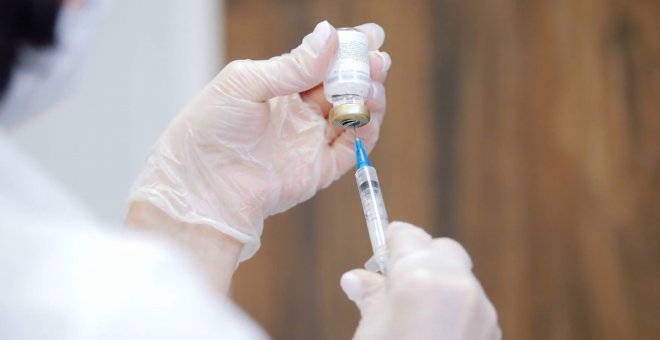 Estados Unidos autoriza el uso de emergencia de la vacuna de Moderna