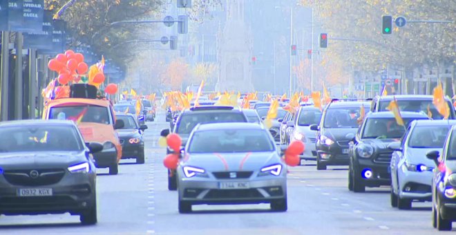 La concertada vuelve a llenar de coches el Paseo de la Castellana contra LOMLOE