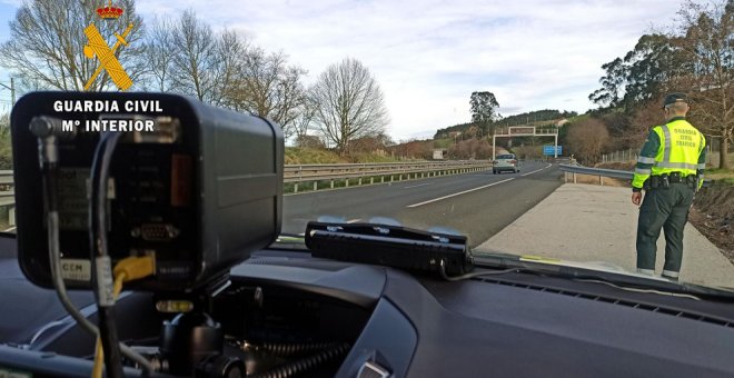 Una mujer de Reocín se da a la fuga tras ser cazada por un radar a más de 190 km/h a la altura de Polanco