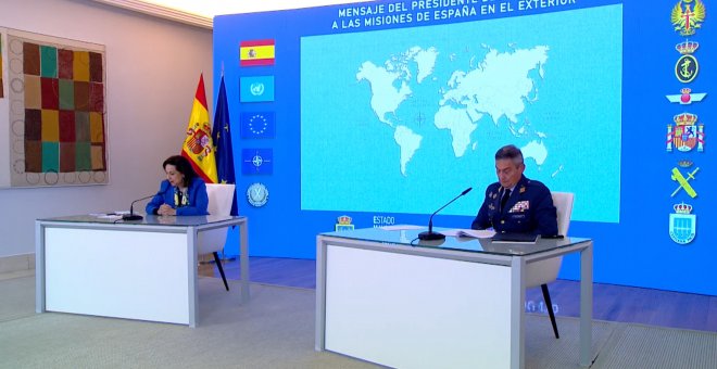 Sánchez, Robles y el JEMAD mandan mensaje a militares en el extranjero