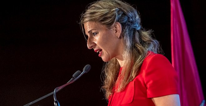 Sánchez concede el derecho de "veto" a los empresarios para la subida del SMI