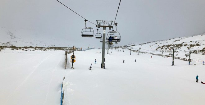 756 esquiadores inauguran la temporada de nieve en Alto Campoo