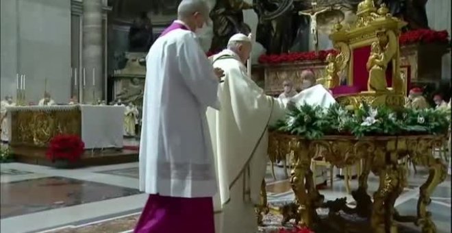 El Papa no dirigirá los servicios de Nochevieja y Año Nuevo