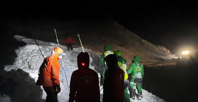 Un alud de nieve en Asturias deja un operario fallecido y otro desaparecido